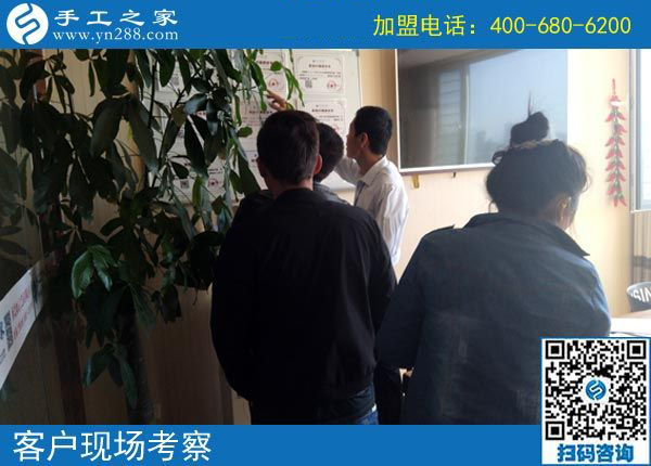 10月4日，為什么這個(gè)手工活外發(fā)加工廠家會(huì)連續(xù)三年受到CCTV的跟蹤專(zhuān)訪(fǎng)報(bào)道？手工之家接待考察加工客戶(hù)剪影