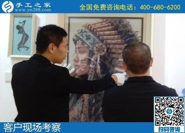 10月22日，純手工活外發(fā)加工項目受歡迎，這里的珠繡手工活是可以寄到家做的手工活，手工之家接待考察加工客戶剪影
