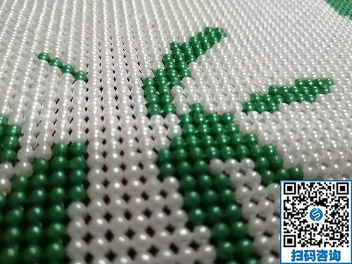 12月19日，在家做手工活掙錢，選正規(guī)手工活外發(fā)加工企業(yè)，這里有個(gè)性化定制服務(wù)，勵(lì)志珠珠繡成品細(xì)節(jié)實(shí)拍