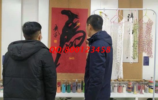 3月3日，做手工活在家賺錢，可以寄到家做的手工活，就是珠繡外發(fā)手工活，手工之家接待考察合作加工客戶剪影