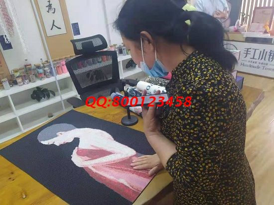 5月25日，找拿回家做的手工活掙錢，找正規(guī)手工活外發(fā)加工企業(yè)，就選勵(lì)志珠珠繡，手工之家接待考察合作加工客戶