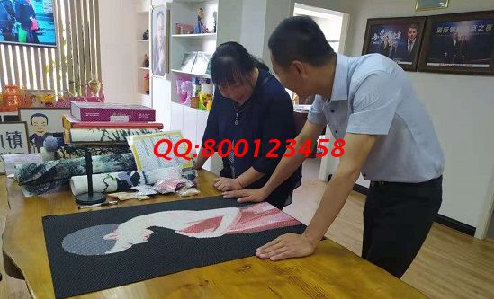 6月5日，正規(guī)外發(fā)手工活，拿回家做的手工活，來(lái)手工之家找勵(lì)志珠珠繡的人越來(lái)越多，手工之家接待考察加工客戶(hù)剪影