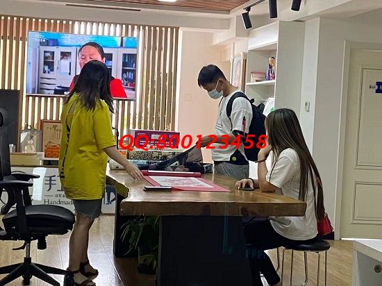 6月22日，看中這些，想在家做手工活的人選擇珠繡手工活外發(fā)加工項(xiàng)目，放心居家掙錢，手工之家接待考察加工合作客戶剪影