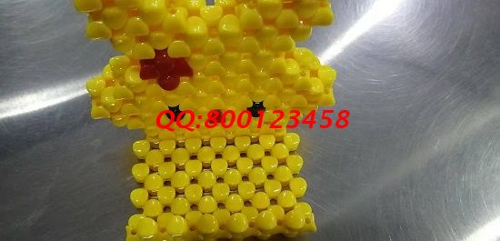 10月17日，可以帶回家做的手工活，手工之家的外發(fā)手工活是這樣交付成品的，圖為勵志珠珠繡串珠成品實拍