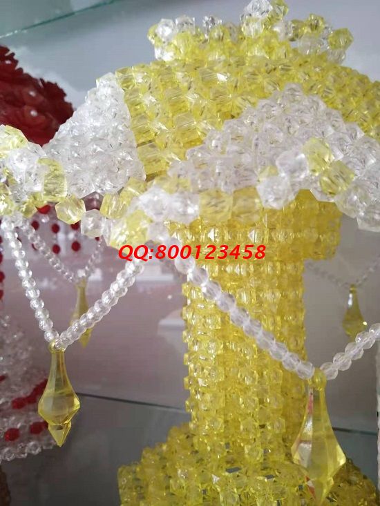 10月20日，發(fā)展前景好，拿回家做的手工活，非遺項目珠繡外發(fā)手工活加工項目很受歡迎，圖為勵志珠珠繡串珠成品實拍
