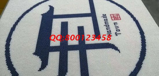 10月22日，正規(guī)手工活外發(fā)加工企業(yè)對加工費結(jié)算都是非常重視的，圖為勵志珠珠繡成品細(xì)節(jié)實拍