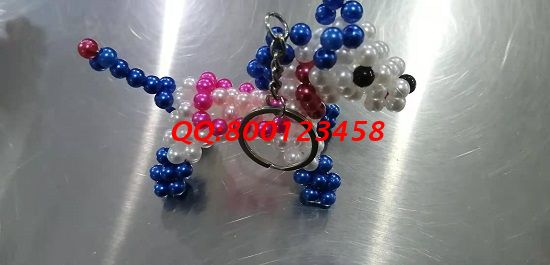 11月9日，手工活加工，可以帶回家做的手工活，長期穩(wěn)定、安全放心就選手工之家，圖為勵(lì)志珠珠繡串珠小飾品實(shí)拍