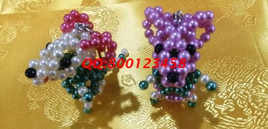 11月26日，不分人群，做珠繡串珠外發(fā)手工活加工項(xiàng)目，大家都選手工之家，圖為勵(lì)志珠珠繡串珠成品實(shí)拍(圖2)