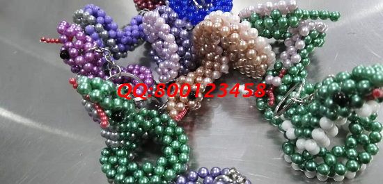 12月2日，想在家做手工活掙錢，想選擇手工之家的勵(lì)志珠珠繡，材料方面的政策很完善，可以放心選擇，圖為勵(lì)志珠珠繡串珠產(chǎn)品實(shí)拍(圖5)