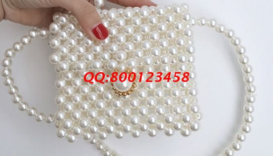 1月23日，在家做手工活掙錢(qián)，拿回家做的手工活，越來(lái)越多人選擇手工之家的外發(fā)手工活加工項(xiàng)目，圖為勵(lì)志珠珠繡串珠成品實(shí)拍