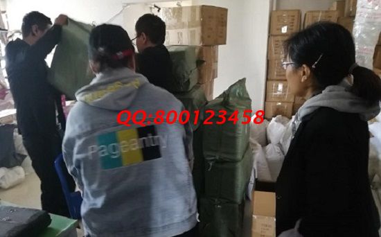 2月10日，純手工活外發(fā)加工，拿回家做的手工活兼職，傳統(tǒng)手工珠繡串珠的倉(cāng)庫(kù)很忙，圖為手工之家兩個(gè)倉(cāng)庫(kù)日常剪影