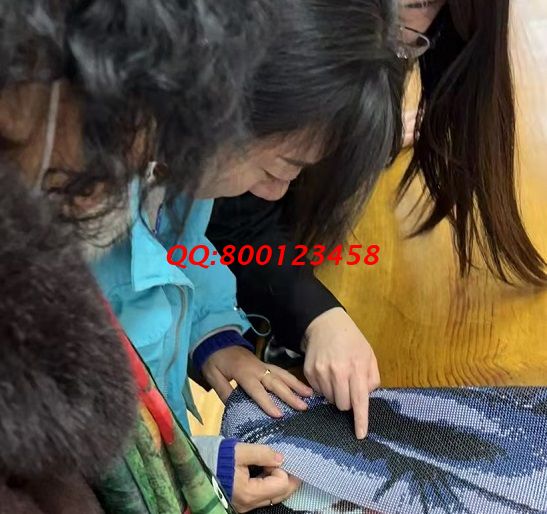 2月18日，家庭手工加工活回收，可以拿回家做的手工，來手工之家手工活接單平臺，圖為手工之家接待加工客戶現(xiàn)場考察合作剪影