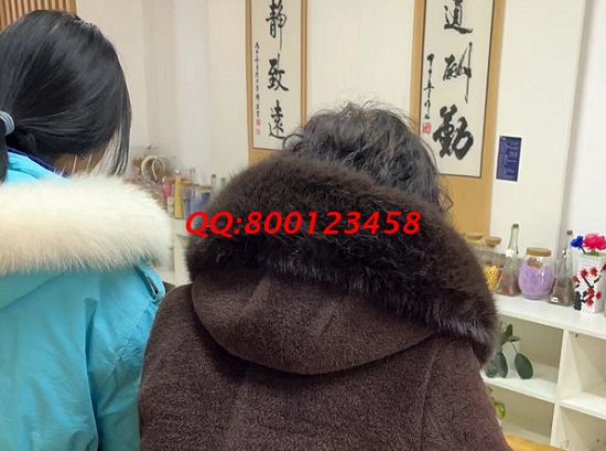 2月18日，家庭手工加工活回收，可以拿回家做的手工，來手工之家手工活接單平臺，圖為手工之家接待加工客戶現(xiàn)場考察合作剪影