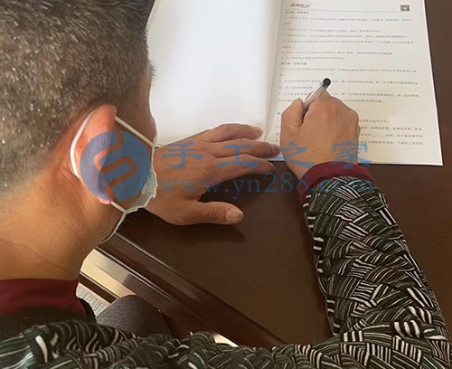 3月3日，手工活外放回收，正規(guī)靠譜的手工活加工項目，手工之家和珠繡串珠手工就是真實，就是讓更多的人做手工就業(yè)創(chuàng)業(yè)，圖為手工之家接待考察合作加工客戶剪影