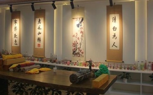 8月26日，手工外包發(fā)布平臺，拿回家做的手工活，手工之家的珠繡串珠外發(fā)手工活是大家喜歡的就業(yè)創(chuàng)業(yè)好項目，圖為勵志珠珠繡手工產品剪影