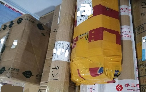9月22日，純手工活外發(fā)加工項(xiàng)目，手工活兼職，選擇手工之家的加工人員了解的途徑有些不同，圖為成品倉庫今日待檢手工產(chǎn)品剪影