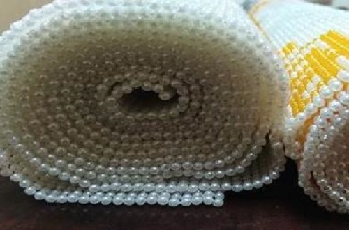 10月13日，純手工活代加工，手工外包發(fā)布平臺，手工之家負責提供的加工材料，齊全完備，圖為勵志珠珠繡串珠手工產品剪影