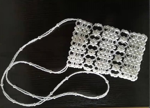 12月8日，手工加工回收項目，居家靈活就業(yè)，剛做手工之家的珠繡手工注意事項，圖為勵志珠珠繡串珠手工產(chǎn)品剪影
