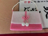 5月31日，拿回家做的手工活大批，純手工活代加工，真的有人不適合做手工之家的珠繡串珠外發(fā)手工活，圖為勵志珠珠繡串珠手工產品剪影