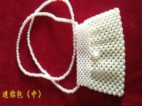 12月11日，帶回家做的手工項(xiàng)目，在家做手工掙錢，手工之家的手工事業(yè)讓人信服，圖為勵(lì)志珠珠繡串珠手工產(chǎn)品剪影
