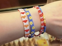 串珠米珠繡純手工產(chǎn)品展示，精美的手飾之手環(huán)