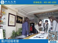 4月5日，找手工活、找正規(guī)手工活外發(fā)加工廠家的手工活，就來這里，手工之家接待考察加工客戶剪影