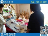 8月30日，把手工活拿回家做，越來(lái)越多的人選這里是有原因的，手工之家接待考察加工客戶(hù)剪影