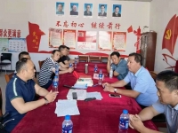 10月29日，拿回家做的手工活，想接正規(guī)企業(yè)的手工活，實地考察重不重要？圖為手工之家創(chuàng)始人參加一些活動的剪影